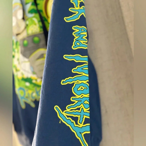 Rick and Morty Mad Scientist Blue Hoodie
Multi Print Sweatshirt Junior Size L. - Picture 4 of 9